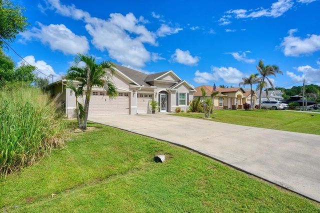 4 of 50 - 5332 Nw South Crisona Circle, Port St. Lucie, FL