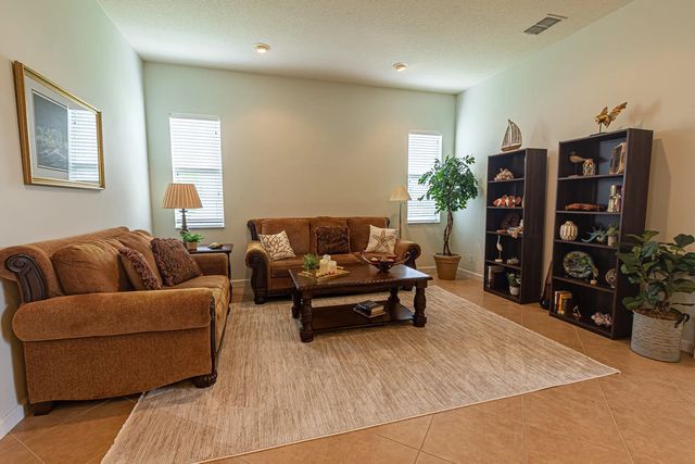 4 of 65 - 11621 Sw Mountain Ash Circle, Port St. Lucie, FL