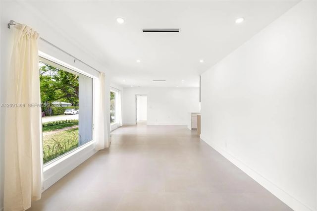 3 of 31 - 701 Ne 119th Street, Biscayne Park, FL