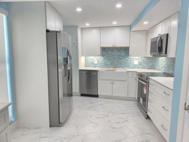 4 of 41 - 1357 Ne Ocean Boulevard #304, Stuart, FL