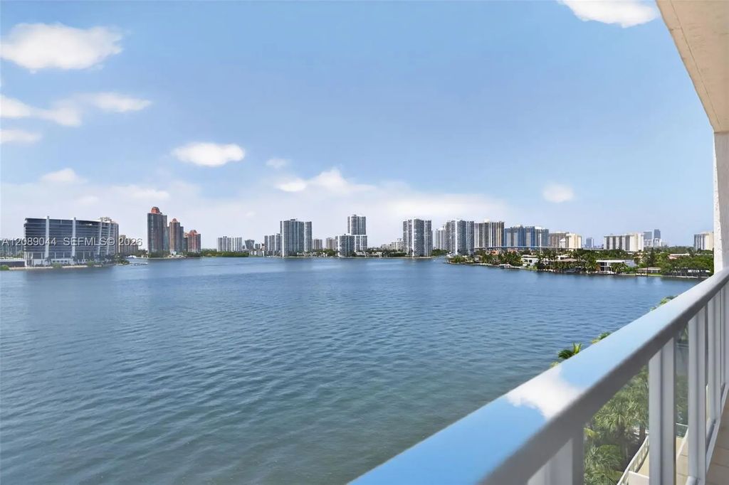 18100 N Bay Road #806, Sunny Isles Beach