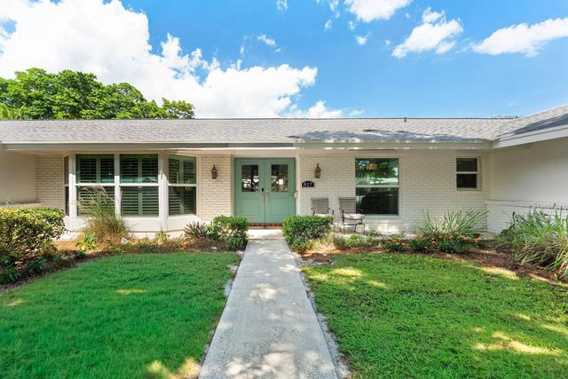 2 of 58 - 817 Anchorage Drive, North Palm Beach, FL