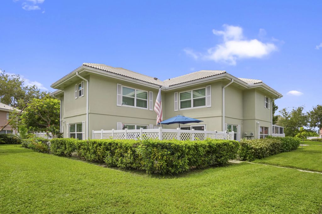1918 Stratford Way #32b, West Palm Beach
