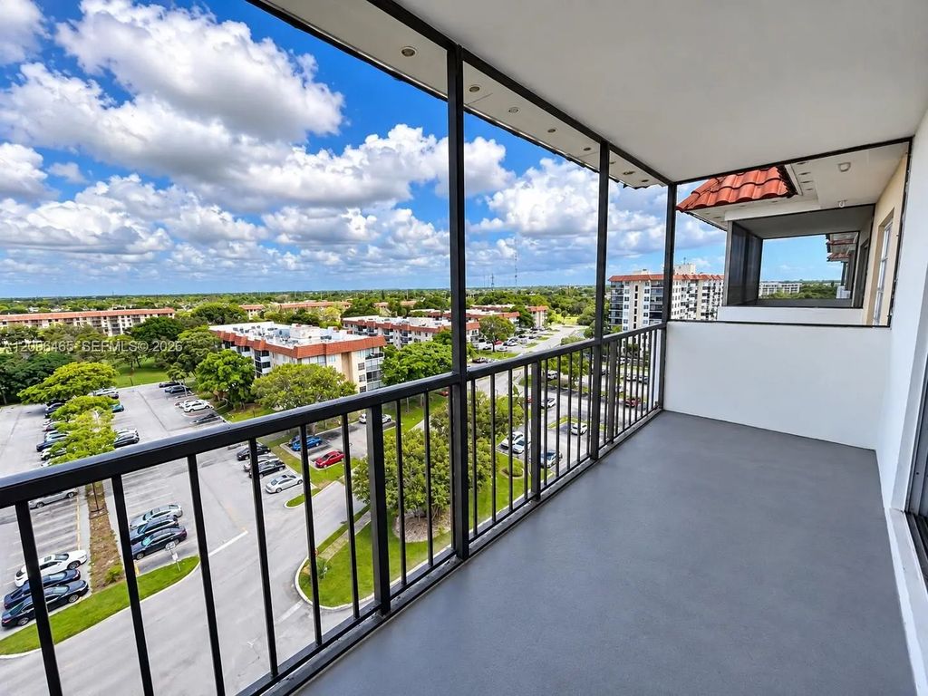 4174 Inverrary Drive #1011, Lauderhill
