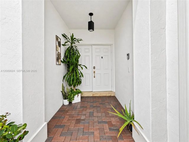 3 of 47 - 11423 Nw 69th Terrace, Doral, FL