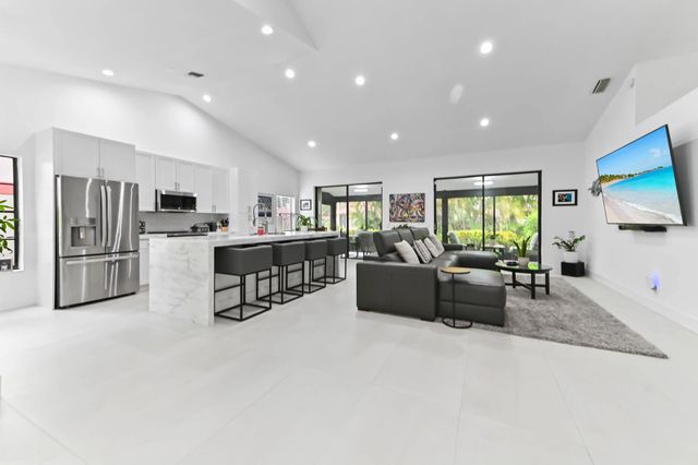 4 of 46 - 7829 Lexington Club Boulevard #a, Delray Beach, FL