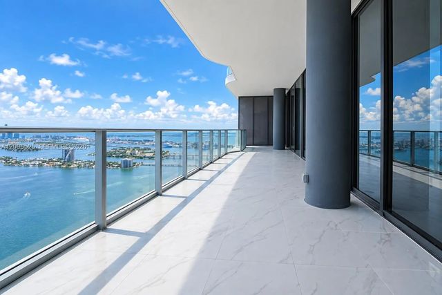 700 Ne 24th Street #ph-5903, Miami