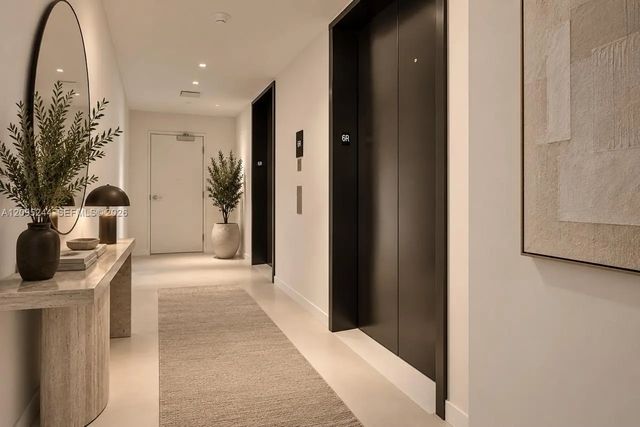 3 of 39 - 1400 Biscayne Boulevard #602, Miami, FL