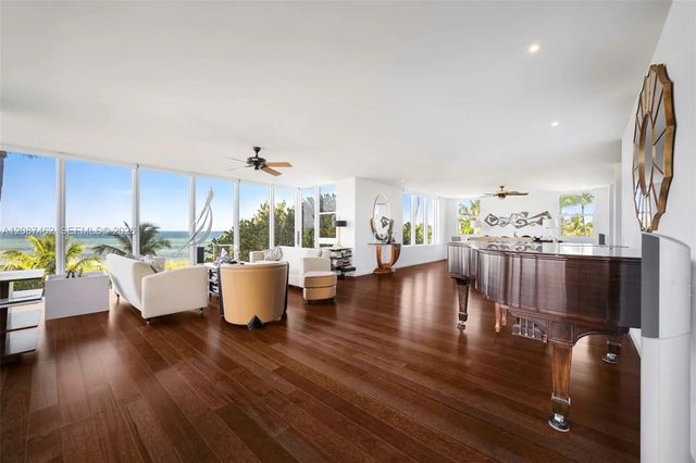 3 of 26 - 200 Ocean Lane Drive #401, Key Biscayne, FL