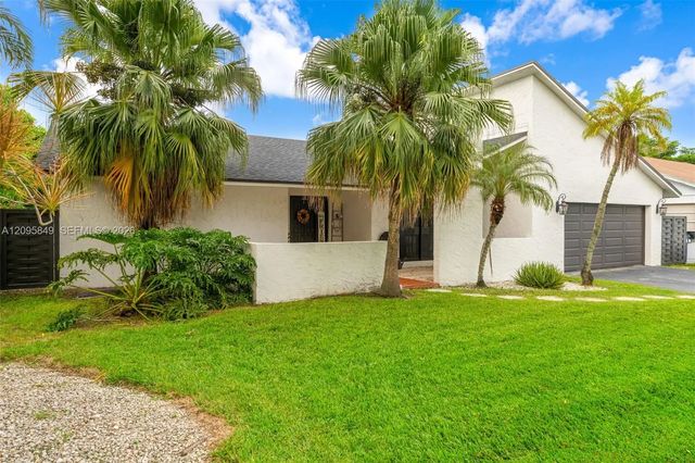 2 of 36 - 13711 Sw 108th Street, Miami, FL