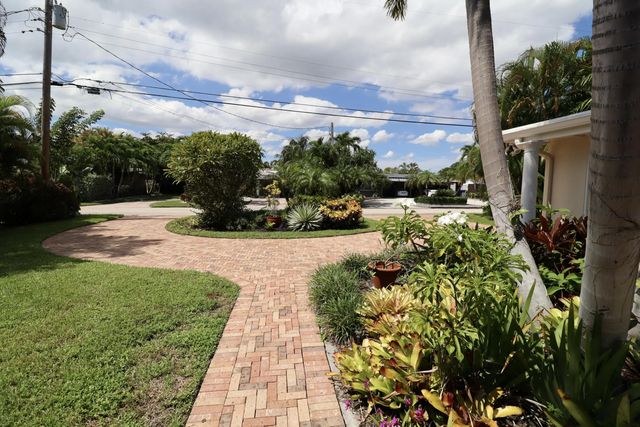 4 of 60 - 2208 Ne 19th Avenue, Wilton Manors, FL