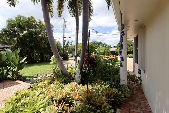 5 of 60 - 2208 Ne 19th Avenue, Wilton Manors, FL
