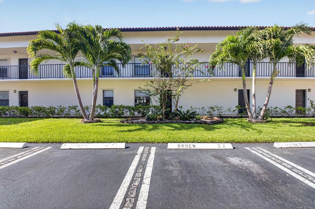 3 Vía De Casas Sur #103, Boynton Beach