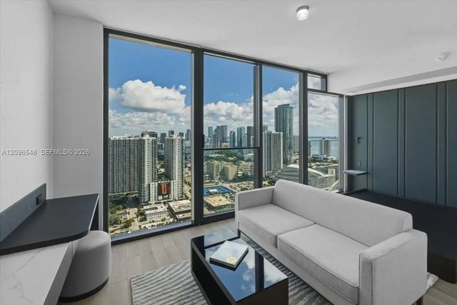 3 of 29 - 20 Ne 11th Street #3505, Miami, FL