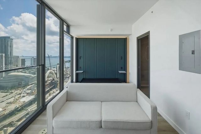 4 of 29 - 20 Ne 11th Street #3505, Miami, FL