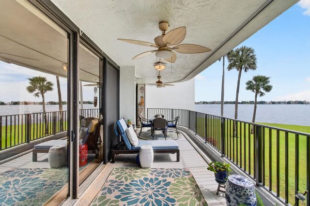 4 of 82 - 8200 Lakeshore Drive #2010, Hypoluxo, FL