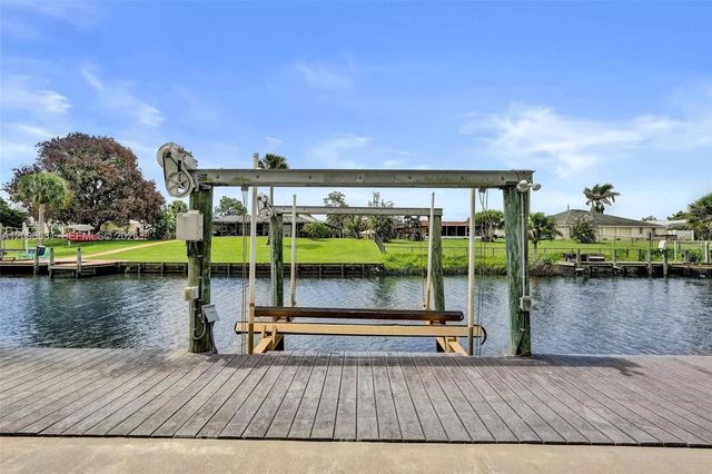 464 Ne Cornwall Avenue, Port St. Lucie