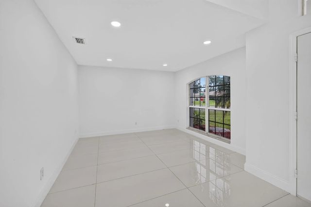 5 of 47 - 3721 Sw Masilunas Street, Port St. Lucie, FL