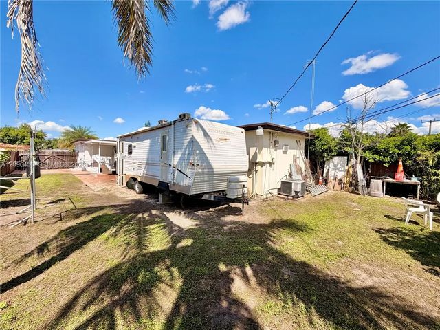 3 of 29 - 9360 Sw 37th Street, Miami, FL