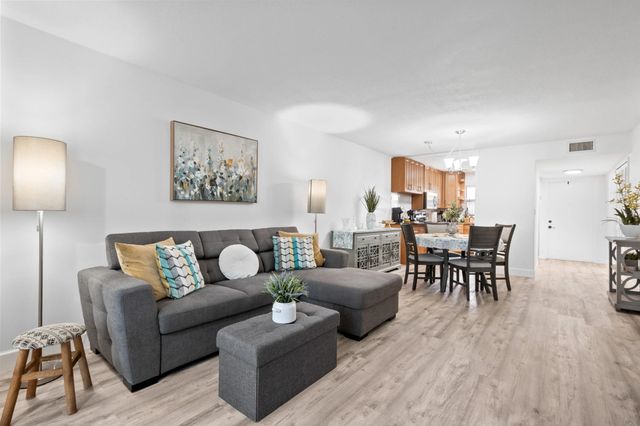 9350 Sunrise Lakes Boulevard #205, Sunrise