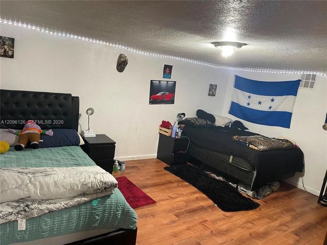 3 of 12 - 451 Se 8th Street, Homestead, FL