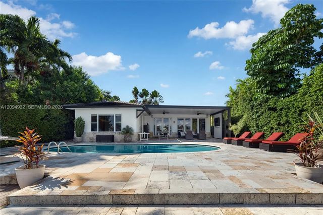 2 of 37 - 435 N Shore Drive, Miami Beach, FL
