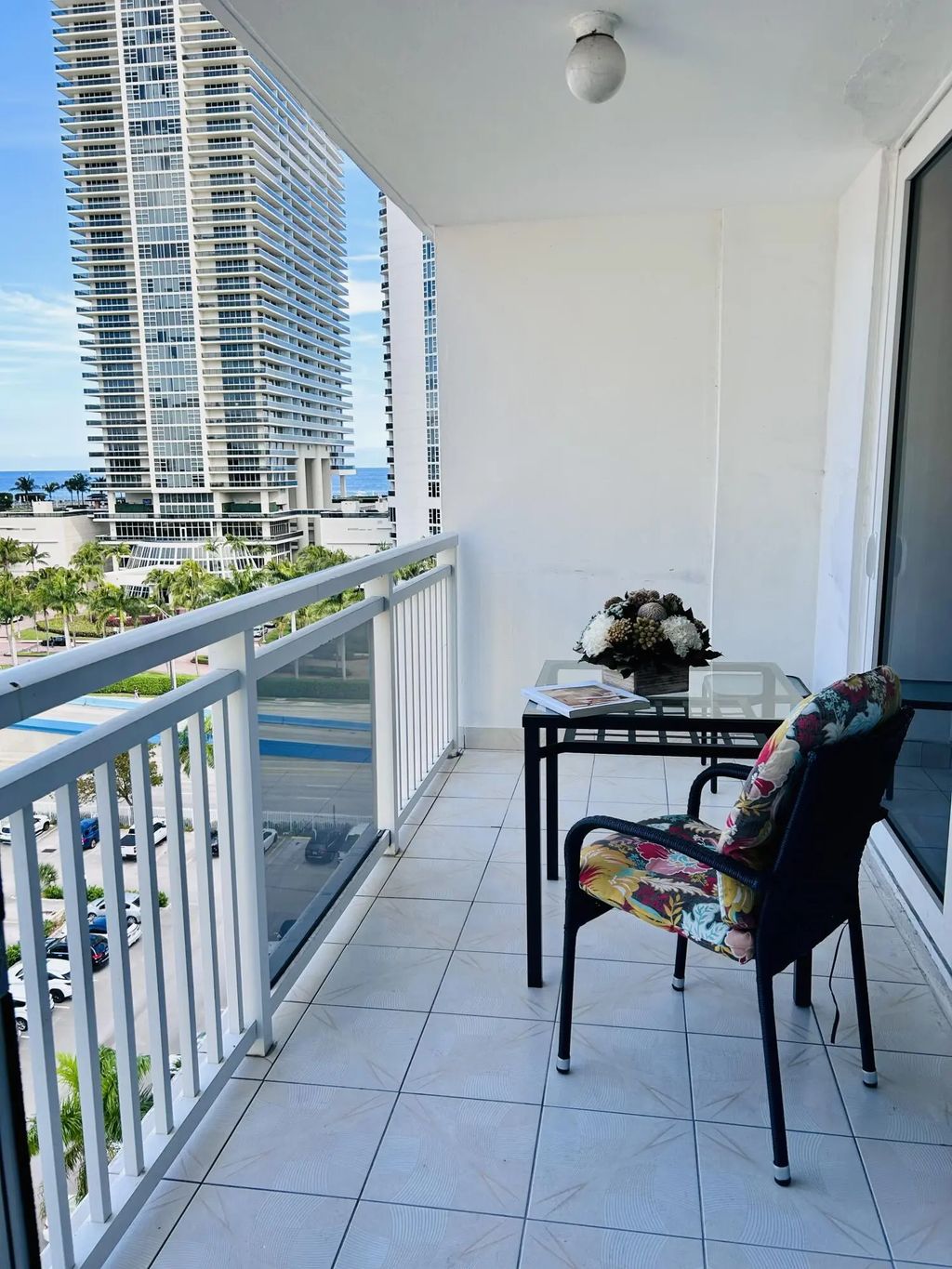 1849 S Ocean Drive #1105, Hallandale Beach