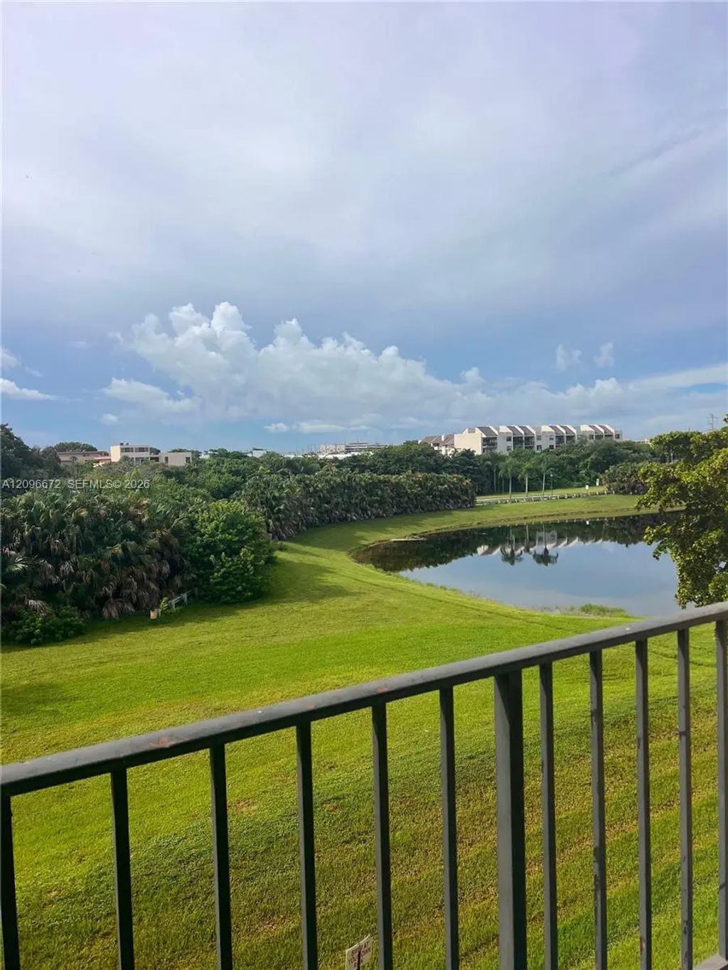 820 Nw 87th Avenue #412, Miami
