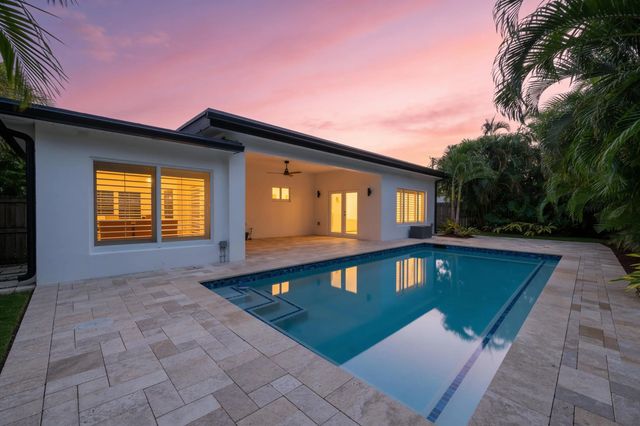 2 of 45 - 450 Ne 5th Circle, Boca Raton, FL