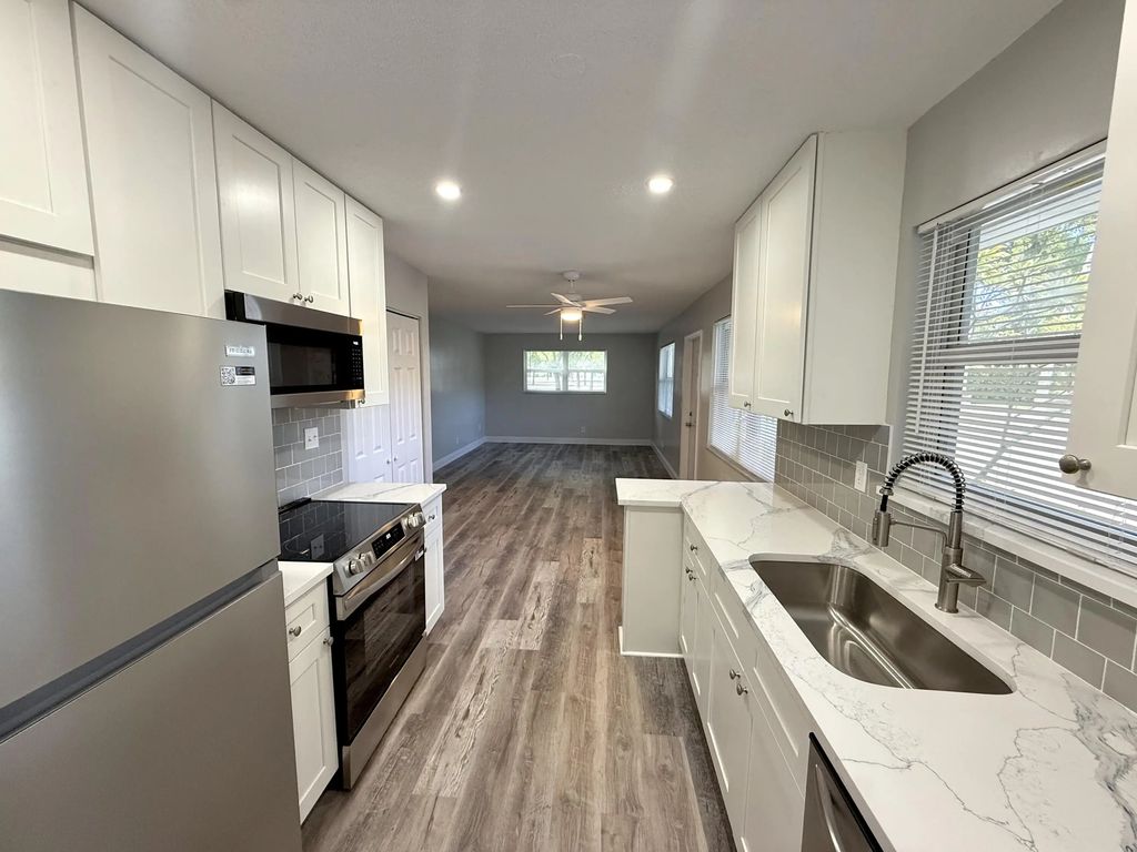 3500 Harrison Street #7, Hollywood