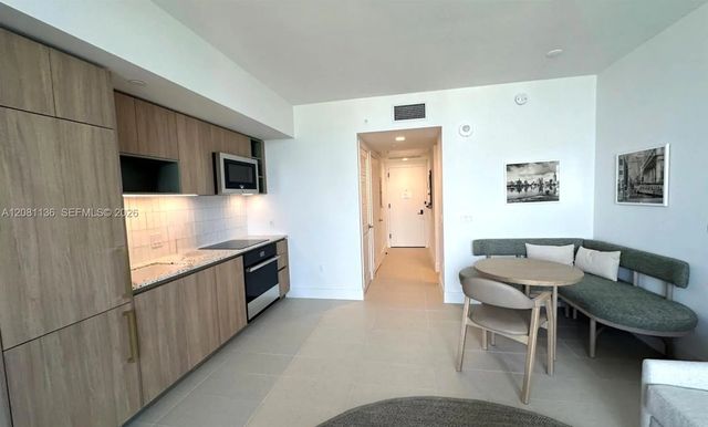 159 Ne 6th Street #3603, Miami
