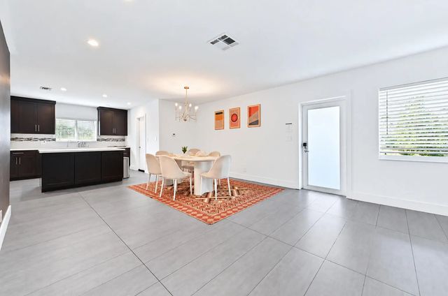 4 of 36 - 2630 Ne 22nd Street, Pompano Beach, FL