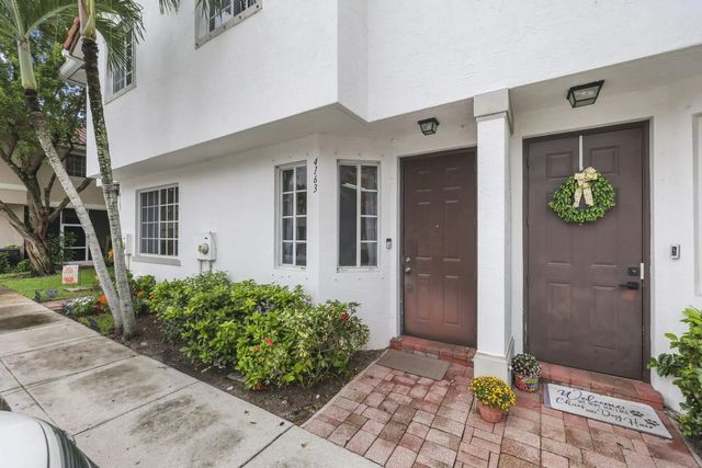 2 of 35 - 4163 Napoli Lake Drive, Riviera Beach, FL