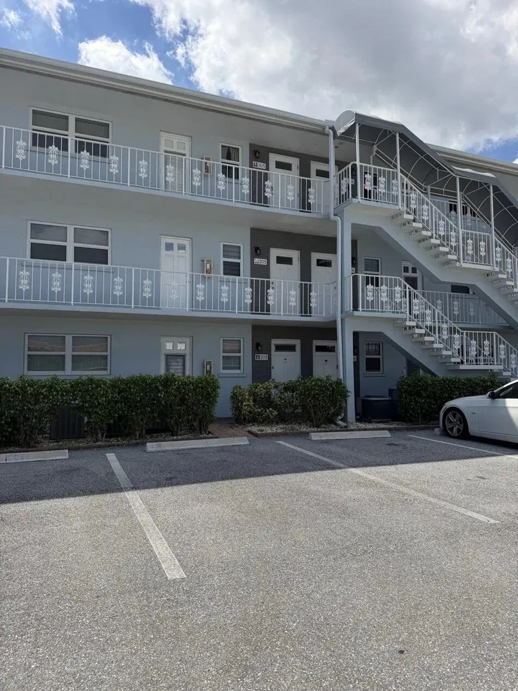 120 Lehane Terrace #105, North Palm Beach