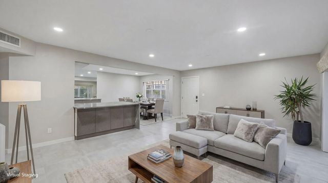 3 of 27 - 4348 Hazel Avenue #unit B, Palm Beach Gardens, FL