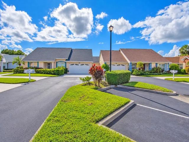 3 of 50 - 415 Nw Marsala Terrace, Port St. Lucie, FL