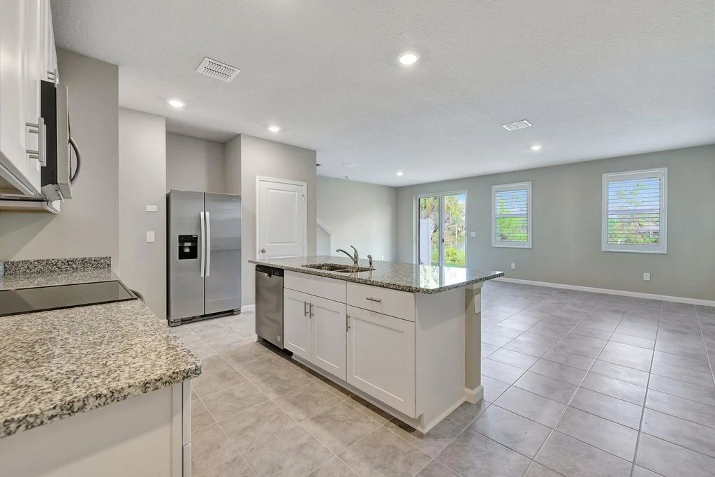 5764 Se Edgewater Circle, Stuart