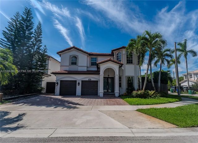 2 of 40 - 11530 Nw 82nd Terrace, Doral, FL