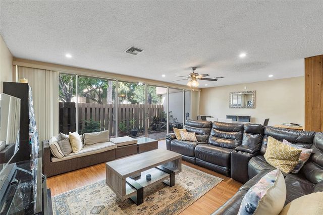 4 of 15 - 845 Nw 80th Terrace #6, Plantation, FL