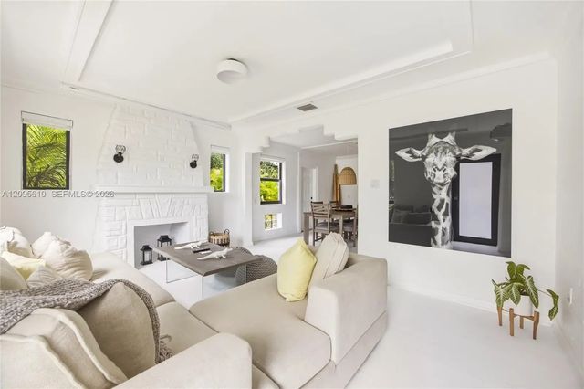 3 of 15 - 295 Nw 42nd Street, Miami, FL