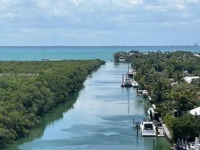 2 of 24 - 1121 Crandon Boulevard #d903, Key Biscayne, FL