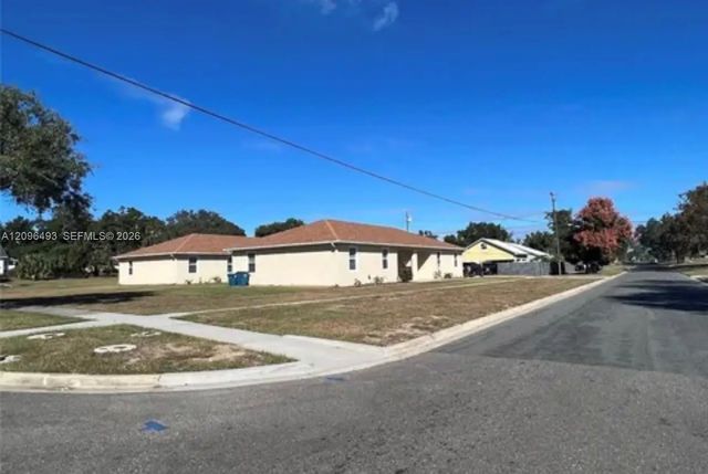 2 of 41 - 2 W Orange Street, Davenport, FL