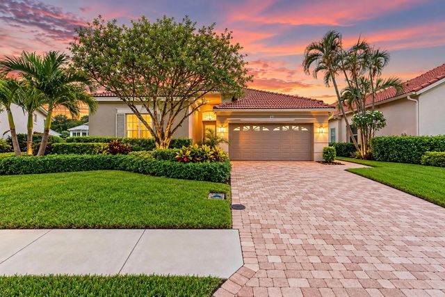 90 Monterey Pointe Drive, Palm Beach Gardens