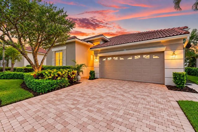3 of 42 - 90 Monterey Pointe Drive, Palm Beach Gardens, FL