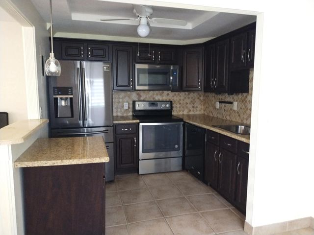 3 of 19 - 722 Monaco  P, Delray Beach, FL