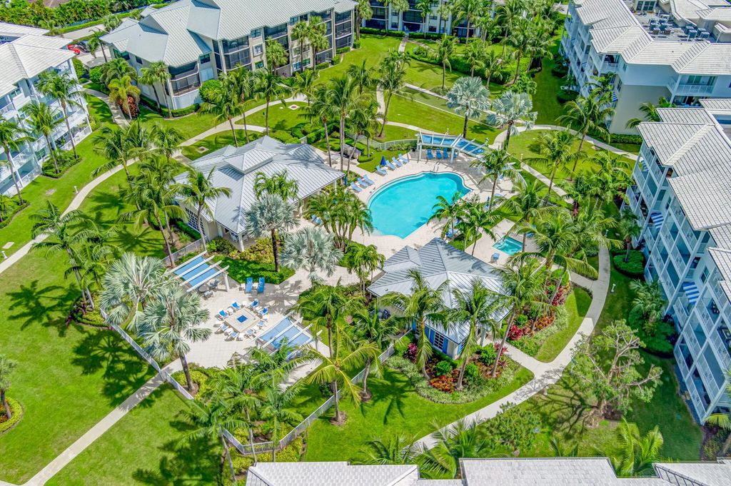 822 Bay Colony Drive S, Juno Beach