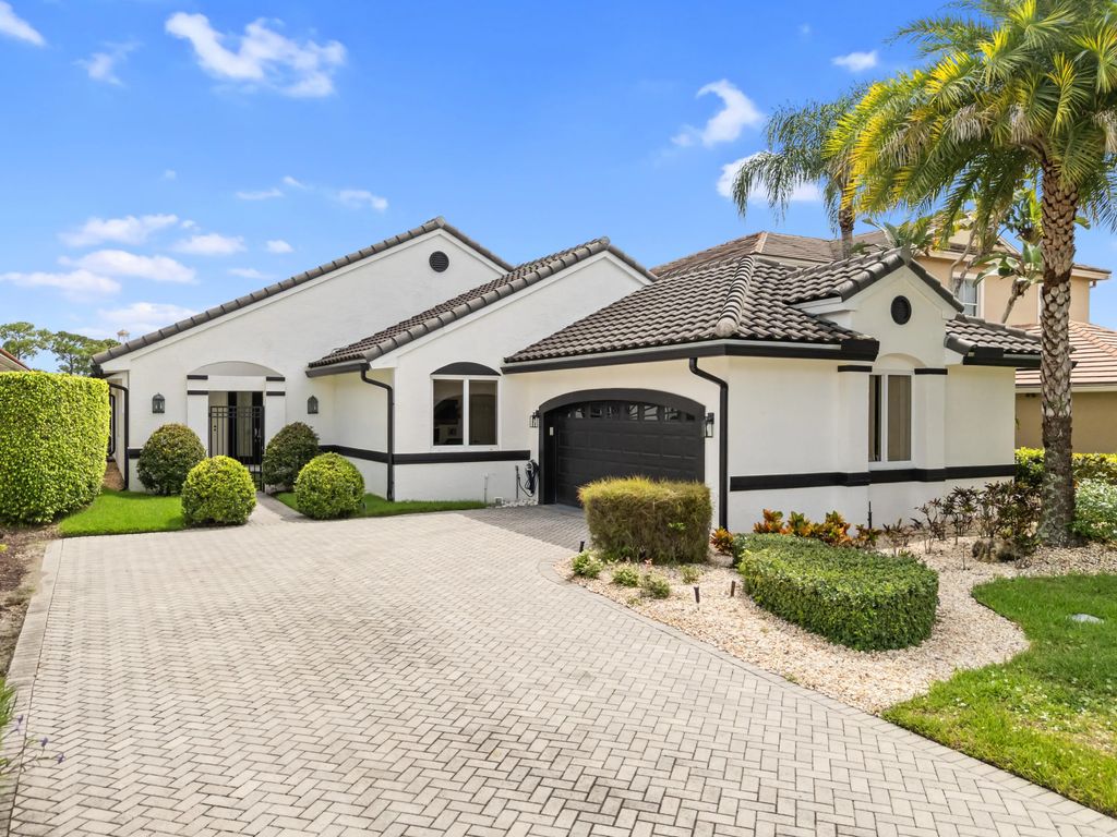 8268 Bob O Link, West Palm Beach
