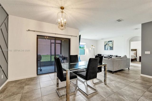 6479 Nw Castlebrook Avenue, Port St. Lucie