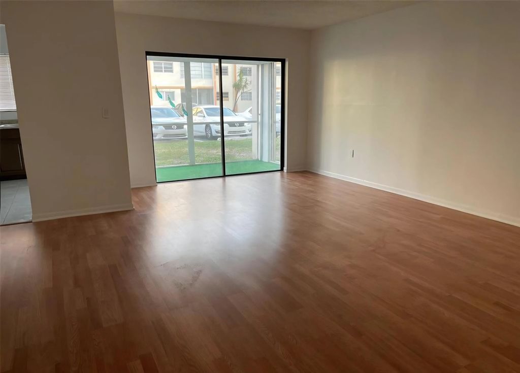 2451 Nw 41st Avenue #104, Lauderhill