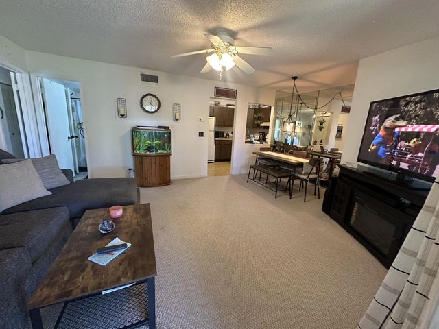 5 of 18 - 5901 Whispering Pine Way #c-2, Greenacres, FL